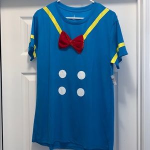 DisneyParks Donald Duck Size L Unisex Shirt